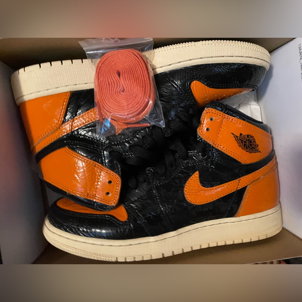 Jordan 1s Shattered backboards 3.0